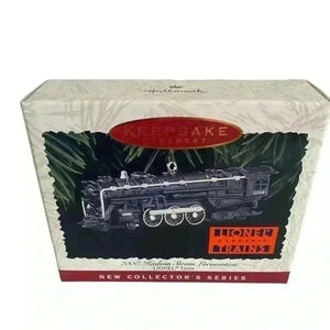 Hallmark Keepsake Ornament Lionel Train